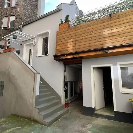 Daire Ein Schones Haus Im Hinterhof Mannheim
